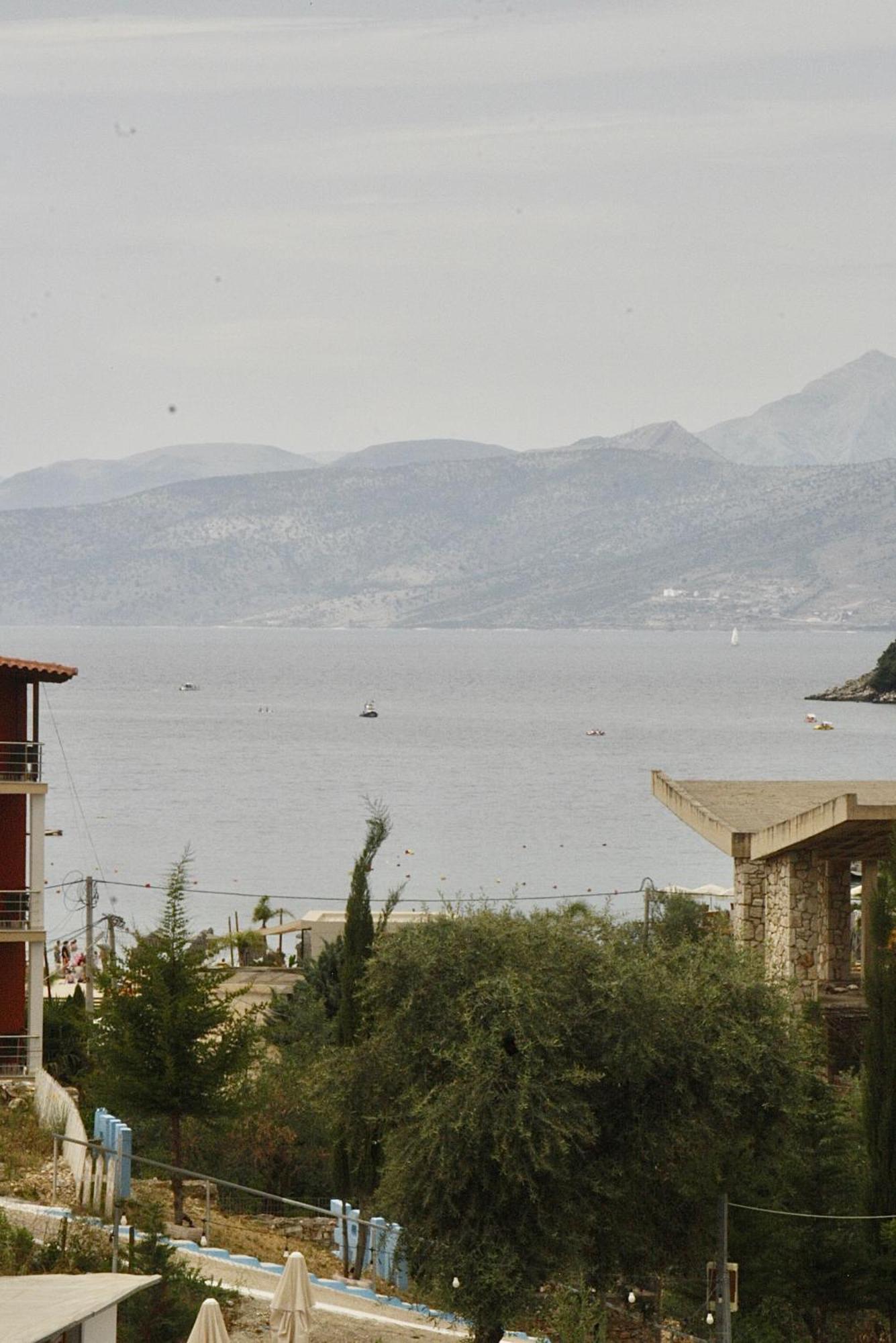 Villa Kreshta Ksamil Esterno foto